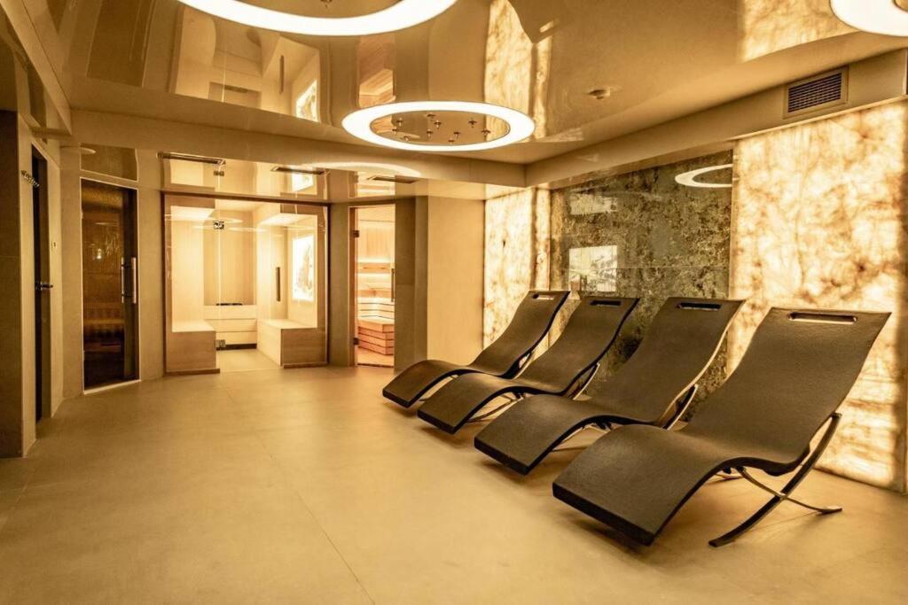 Luxury Apartment 'Rich' فيلينغراد المظهر الخارجي الصورة