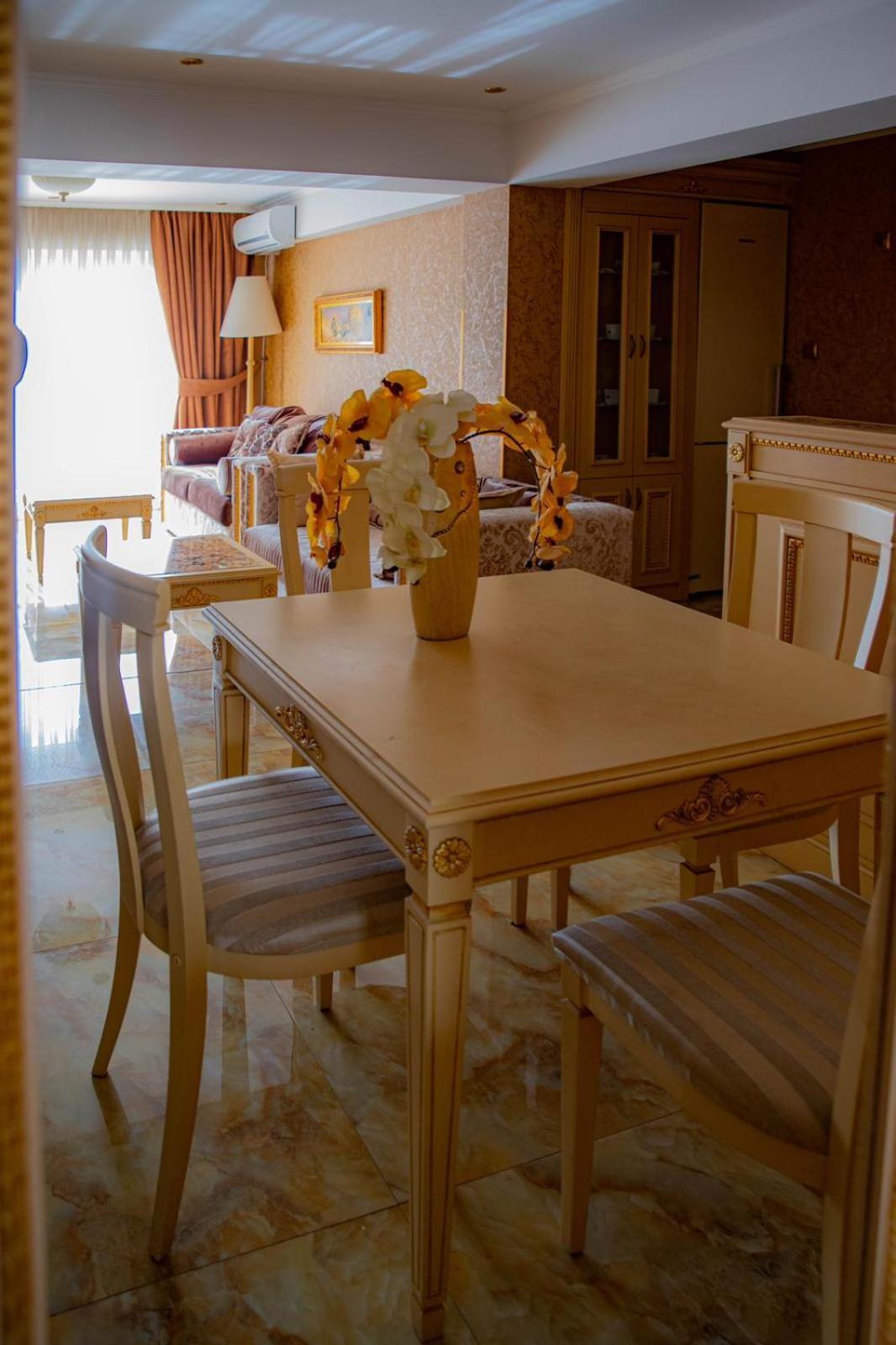 Luxury Apartment 'Rich' فيلينغراد المظهر الخارجي الصورة